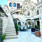 Turquaz Cave מלון