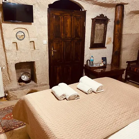 特卡兹洞穴酒店