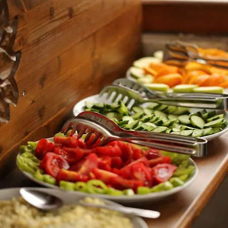 特卡兹洞穴酒店 酒店 2*