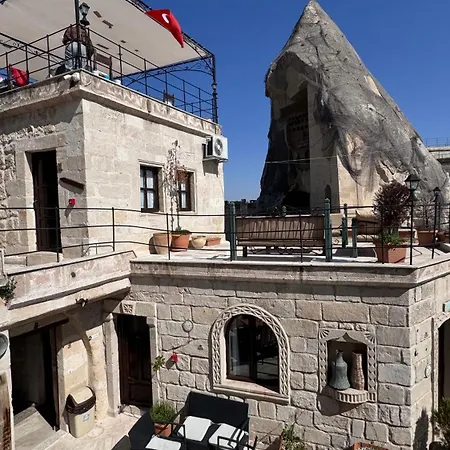 Turquaz Cave